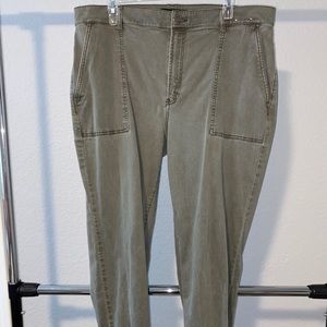 Express Crop Pants